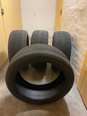 Helårsdæk, Continental, 255 / 40 / R20, 95 mønster, Sell these continental tires
4 tires all sesason