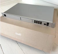 Router, Ubiquiti UDM-Pro Unifi Dream Machine Pro, God