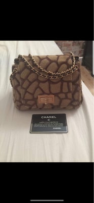 Anden håndtaske, Chanel, pels, Sælger denne super smukke og eksklusive Chanel taske. 
Dette er en ut