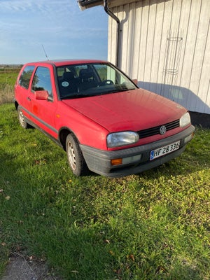 VW Golf III, 1,8 Pink Floyd, Benzin, 1994, km 144, rød, nysynet, 3-dørs, Veteranbil med hensyn til f