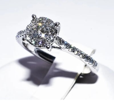 Fingerring, diamant, Solitare ring med 0.56 ct diamanter, Sælger denne smukke og tidsløse brilliant 