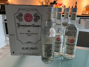 Brøndums Snaps  Aquavit Review and Tasting Notes