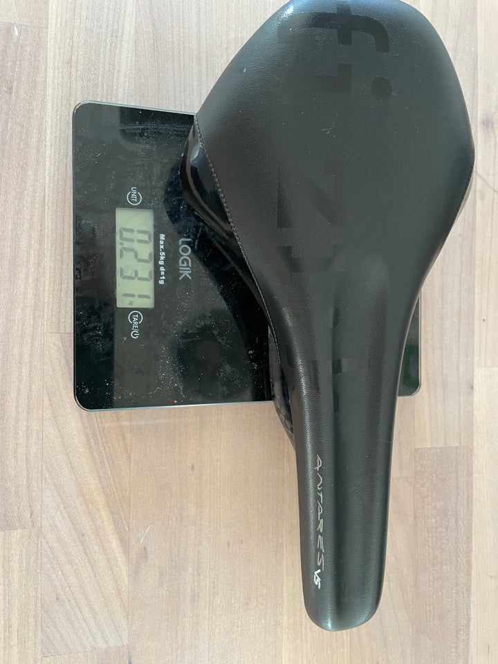 Sadel, Fizik Antares V5