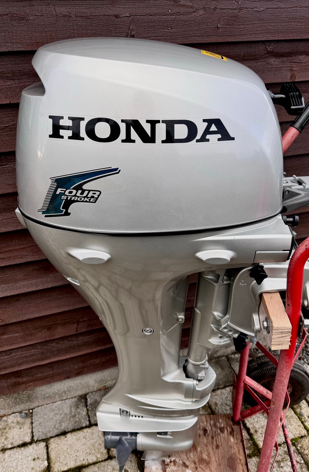 Honda påhængsmotor, 10 hk, benzin