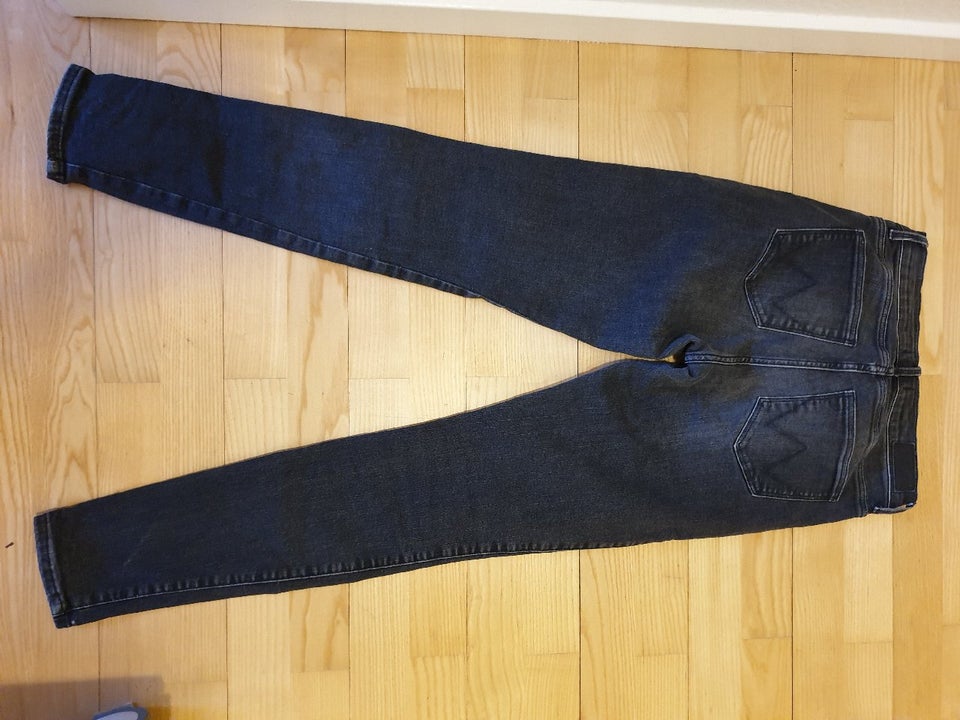 Jeans, Wranger, str. 27