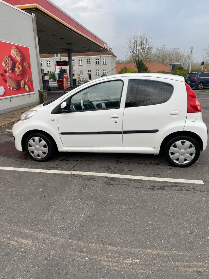 Peugeot 107, 1,0 Active, Benzin