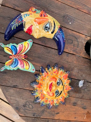 Keramik, Måne og sol samt sommerfugl , Estapona, Hjemtaget fra Spanien 
Kan hænges på væg 