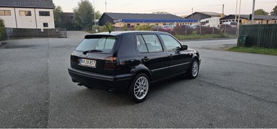 VW Golf III, 2,0 GTi 16V, Benzin, 1995, km 264000, sortmetal, nysynet, ABS, airbag, 5-dørs, centrall