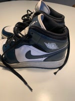 Sneakers, str. 37, Nike Air Jordan