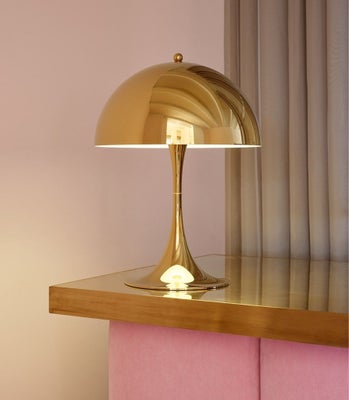 Lampe, Louis Poulsen, Helt ny Louis Poulsen Panthella Mini lampe i Messing/guld. Har kun været pakke