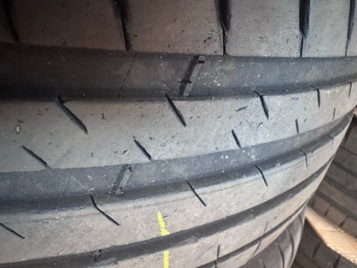 Sommerdæk, Michelin, 235 / 45 / R18, Michelin Pilot Sport 4 (Tesla model 3 original) 

Produktion U0