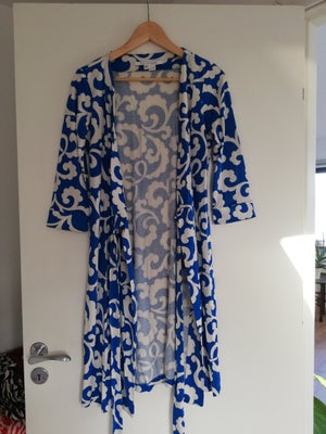 Anden kjole, Diane von Furstenberg, str. S,  100 % silke,  God men brugt, Ikonisk og sjælden Diane v