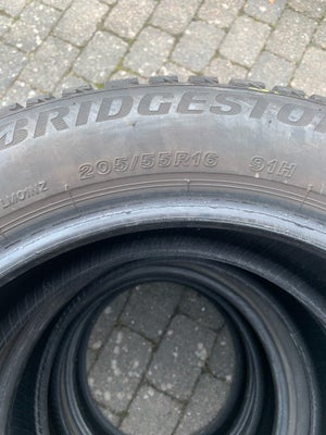 Vinterdæk, Bridgestone, 205 / 55 / R16, 6-7 mønster