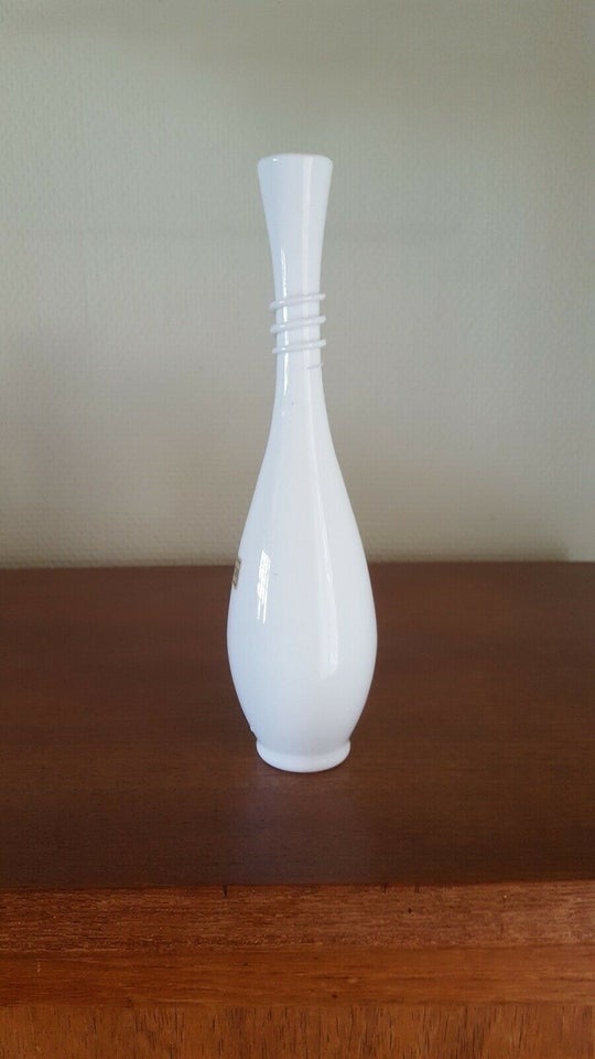 vase, Gunner Ander, motiv: vase