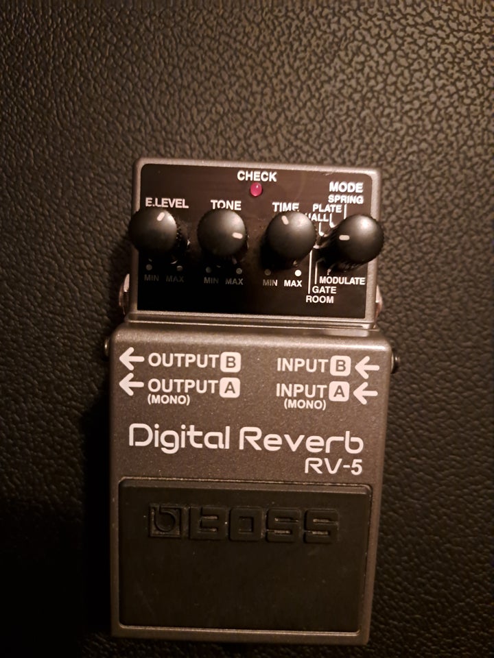 Boss Digital Reverb RV-5, Boss Digital Reverb RV-5
