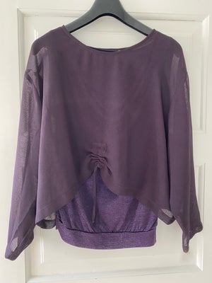 Bluse, 2Big, str. 40, Purple (lyng), Sæt med top og bluse sælges samlet for 150 kr., Næsten som ny, 