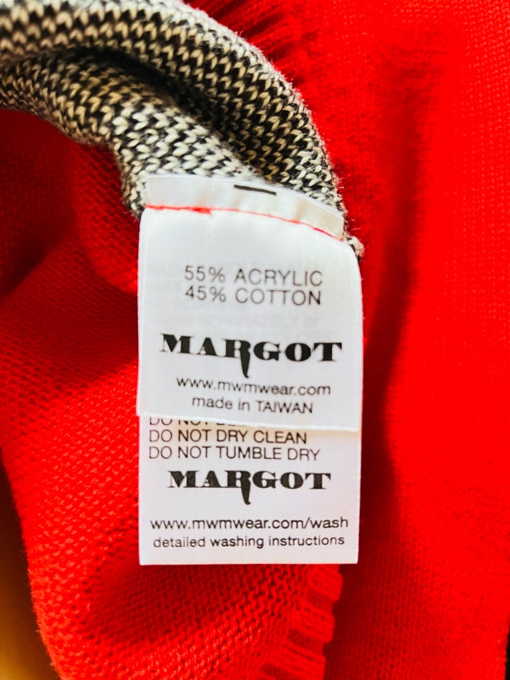 Cardigan, MARGOT, str. 42