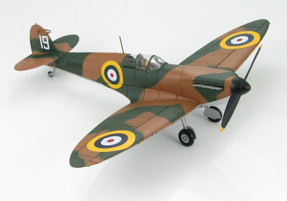 Modelfly, Hobbymaster Spitfire HA7804, skala 1/48