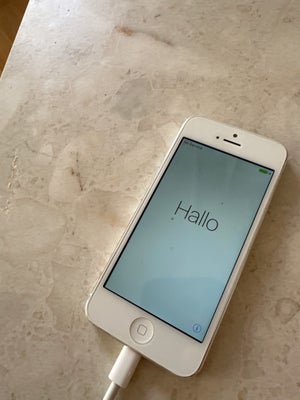 iPhone 4, 16 GB, hvid, God, Fungerer uden problemer. 

Oplader medfølger ikke. 