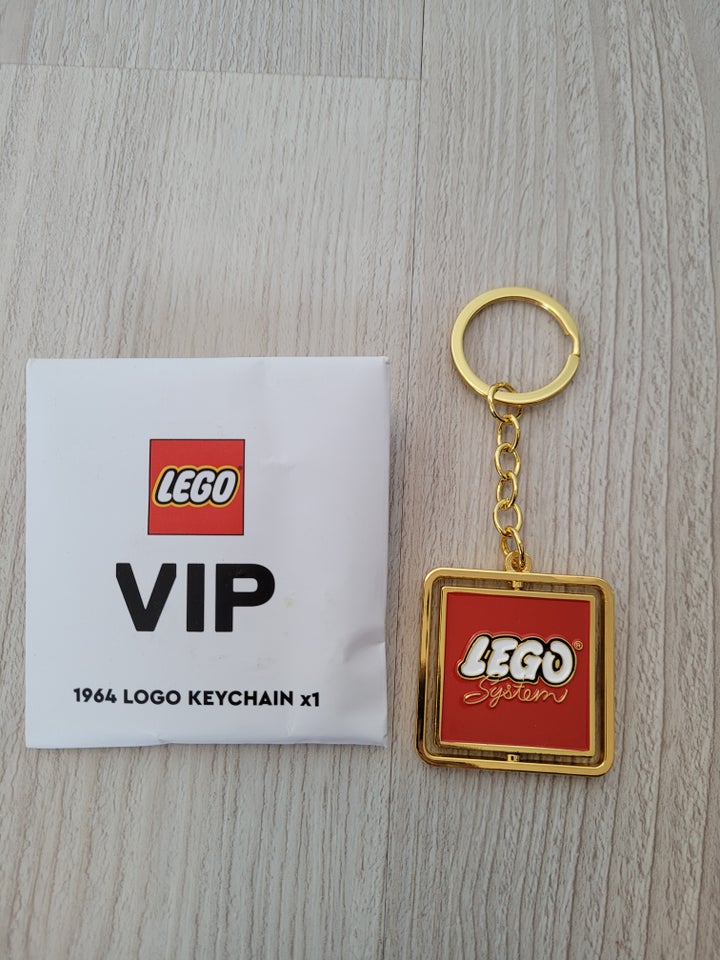 Lego Exclusives, 5007091 RETRO SPINNING KEYCHAIN 1964