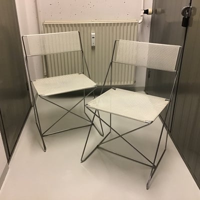 Niels Jørgen Haugesen, X-line, Stol og bordstel, Originale X-line stole i hvidmalet metal og forkrom