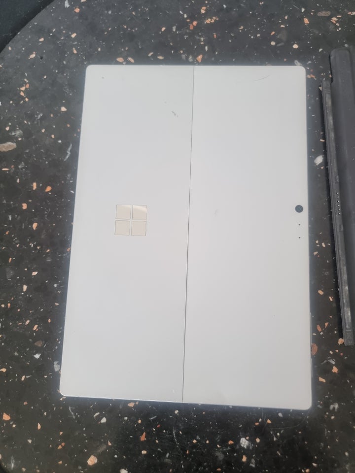 Microsoft Surface Pro 6, i5 8 generation GHz, 8 GB ram