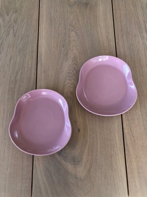 Keramik, Tallerken, Kahler HAK, 2 lyserøde / pink tallerkener MANO serien
Standen er perfekt nærmest