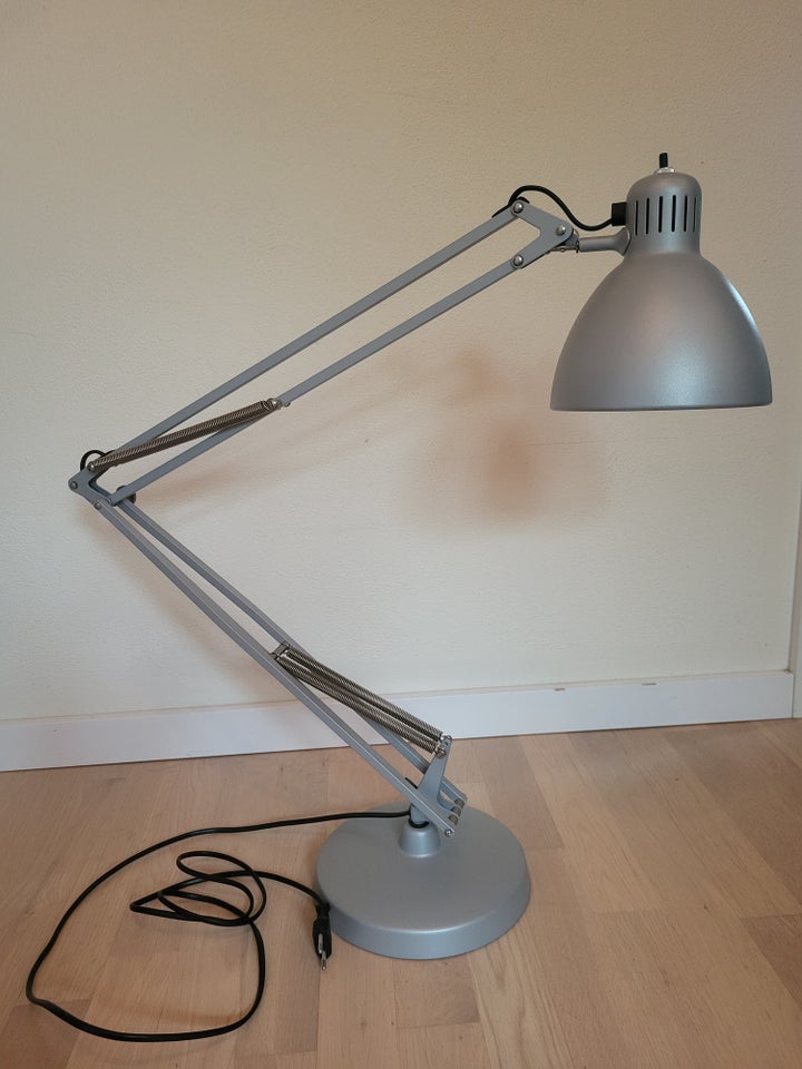 Arkitektlampe, Fontana Arte, Naskaloris