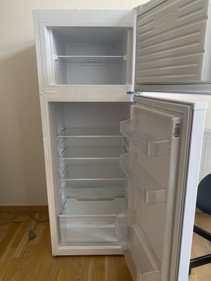 Køle/fryseskab, andet mærke Senz, energiklasse E, Selling seinz fridge with a cooler
4 months old, p