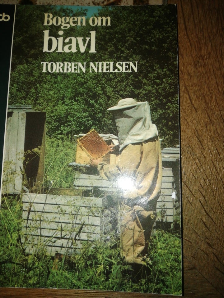 Bogen om biavl, Torben Nielsen, emne: hobby og sport
