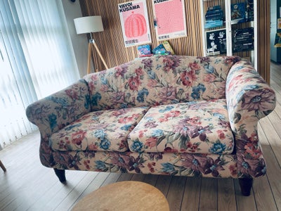 Sofagruppe, 2 pers., Den fineste retro vintage 2 pers sofa i polstret blomstret kraftigt tekstil, ud