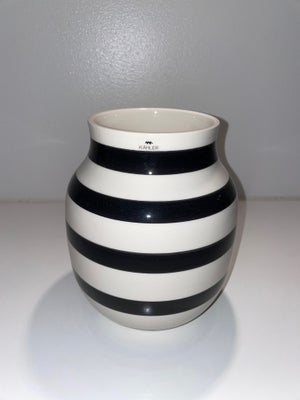 Vase, Vase, Kähler, H20 x Ø16,5cm
Fejler intet. 