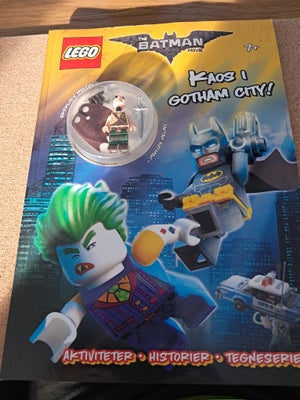 Lego andet, Hæfte, Ny
Pæn stand 
Med en eksklusiv batman mini figur 
Hæfte har aldrig været åbnet   