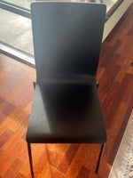 Stol-på-stol, Ikea