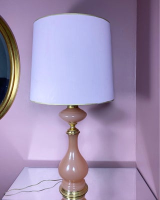 Anden bordlampe, Italiensk vintage, Helt enestående bordlampe i ferskenfarvet opalineglas med messin