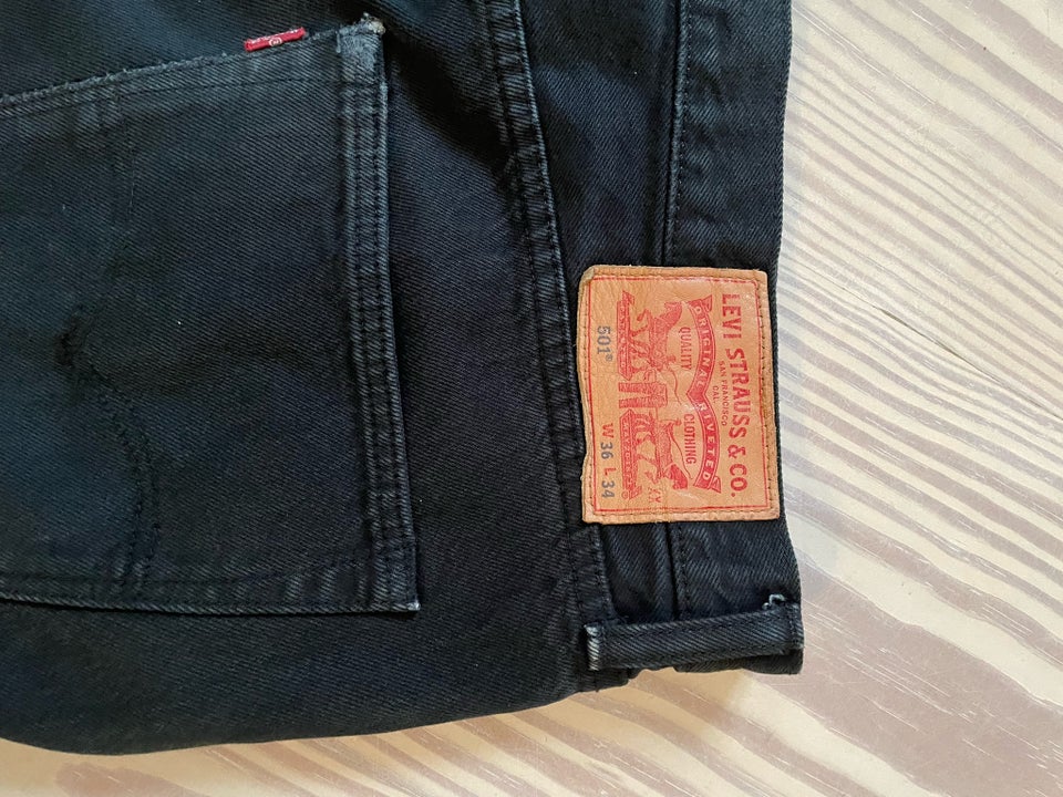 Jeans, Levis, str. 52