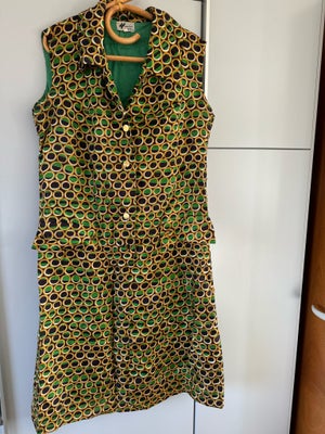 Festkjole, Retro, str. XL,  Grøn,  God men brugt, Den smukkeste vintage kjole med guld knapper. Grøn