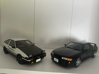 Modelbil, AUTOart Initial D AE86 og R32, skala 1/18, BYD GERNE! 5000 VED HURTIG HANDEL!!!

Jeg sælge