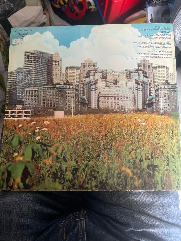 LP, Melanie, Garden in the City