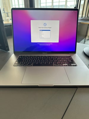 MacBook Pro, 2019, 16", 2,6 GHz, 16 GB ram, 500 GB harddisk, God, Sælges da der er blevet købt en op