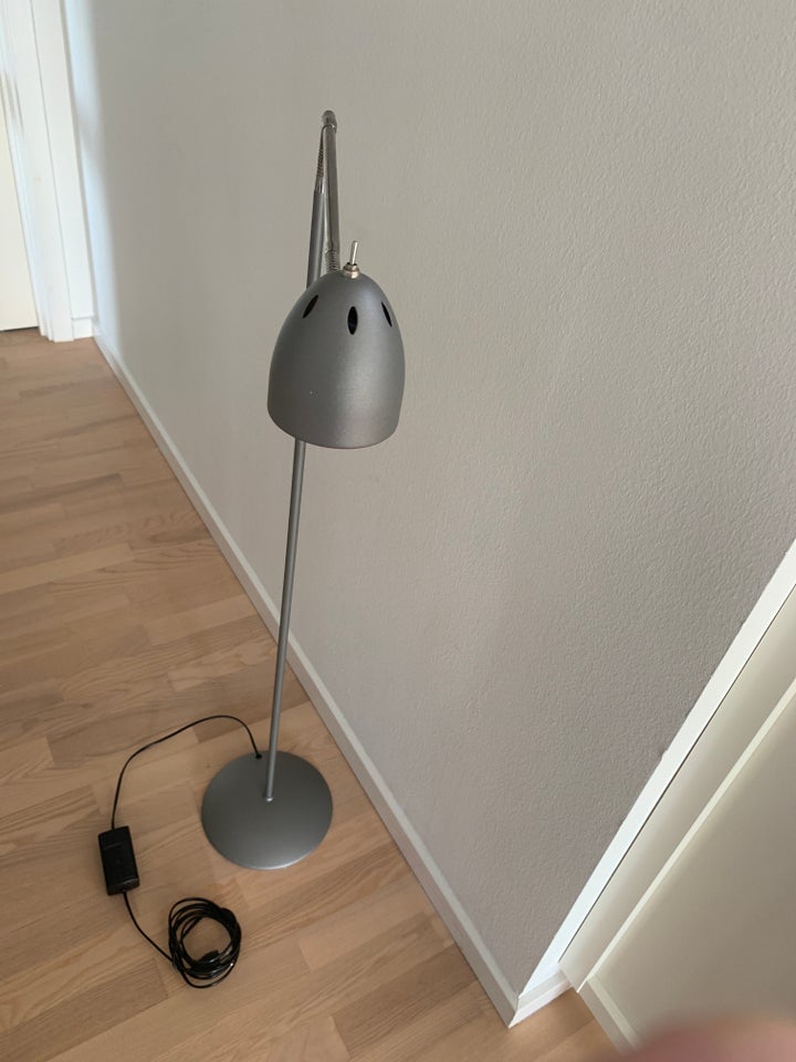 Standerlampe, BELID Type G3380 pärlan