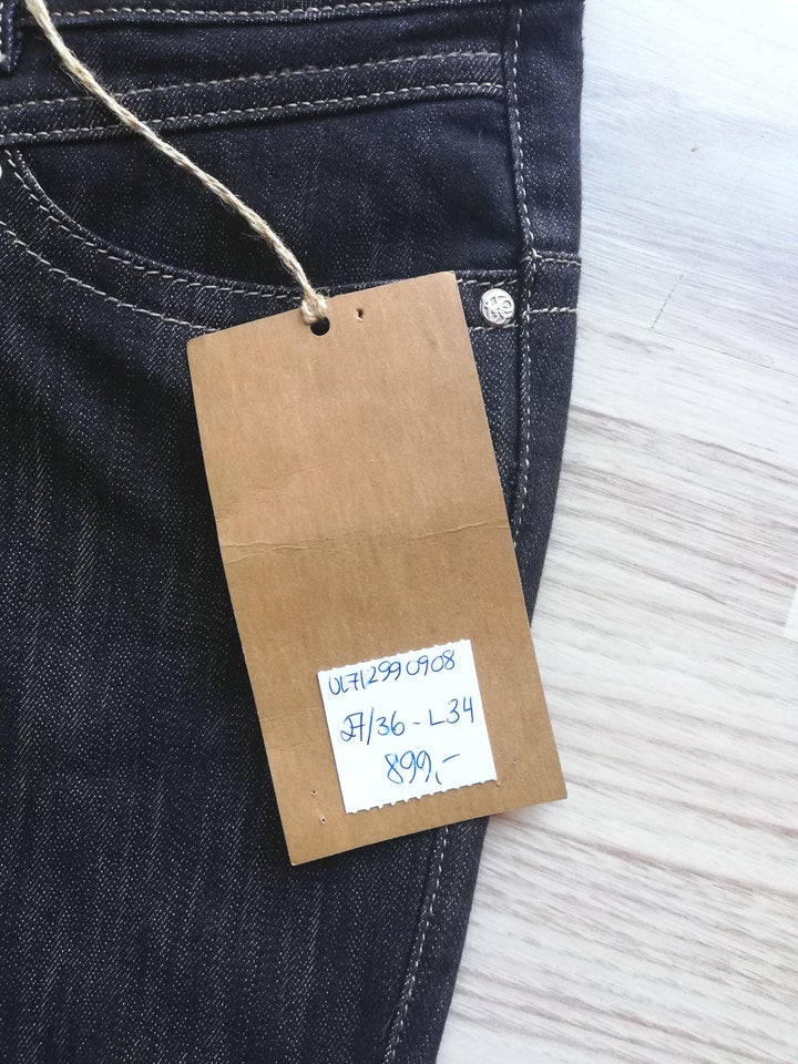 Jeans, Uldahl, str. 28