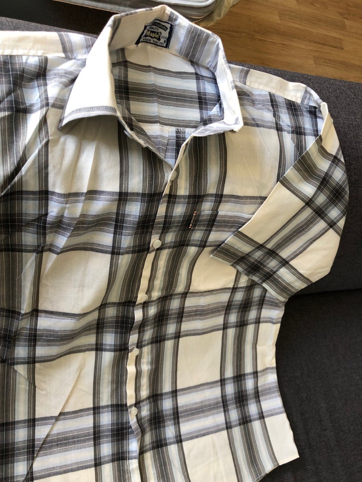 Skjorte, ** Sommer skjorte **, str. M – dba.dk – Køb Salg af Nyt og