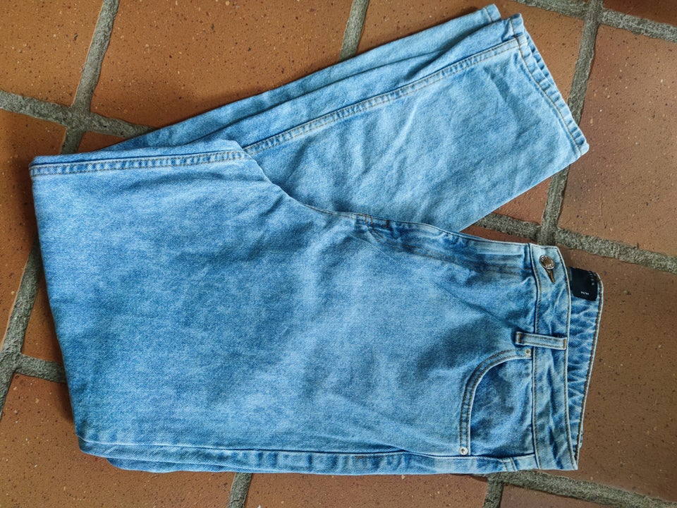 Jeans, ASOS Design, str. 42