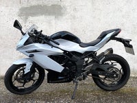 Kawasaki, Kawasaki Ninja 250sl, 249 ccm