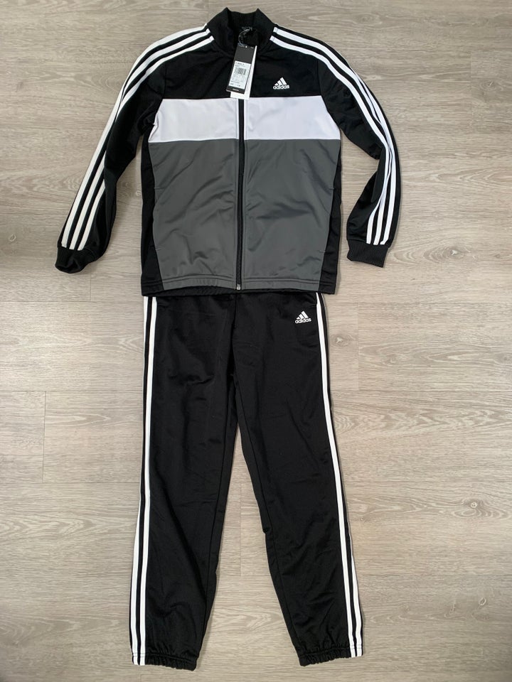 Sportstøj, Joggingsæt, Adidas