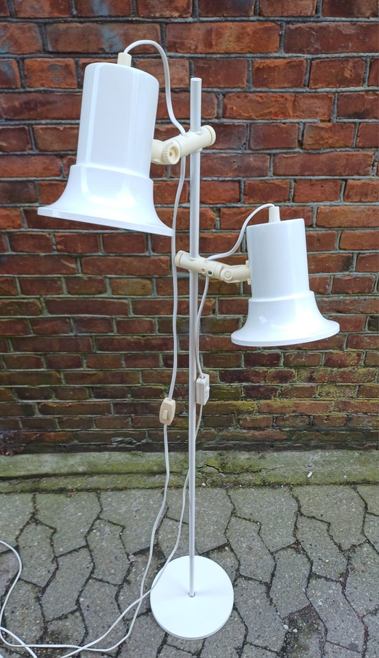 Standerlampe, Retro