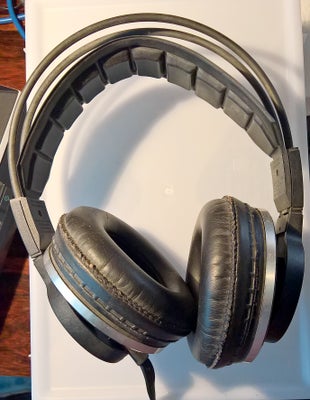 headset hovedtelefoner, AKG, K340, Perfekt, A Blast from the Past: The AKG K340

 dynamic-electrosta