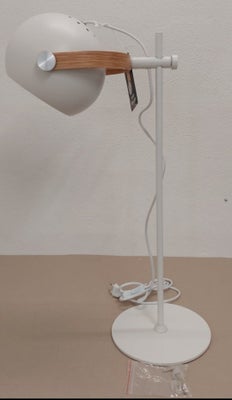 Arbejdslampe, Halo design DC, Flot hvid kipbar  bordlampe metal/træ  Ø18 cm, 230V 40W, E27  fatning.