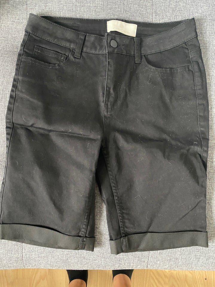 Shorts, Pieces, str. 40